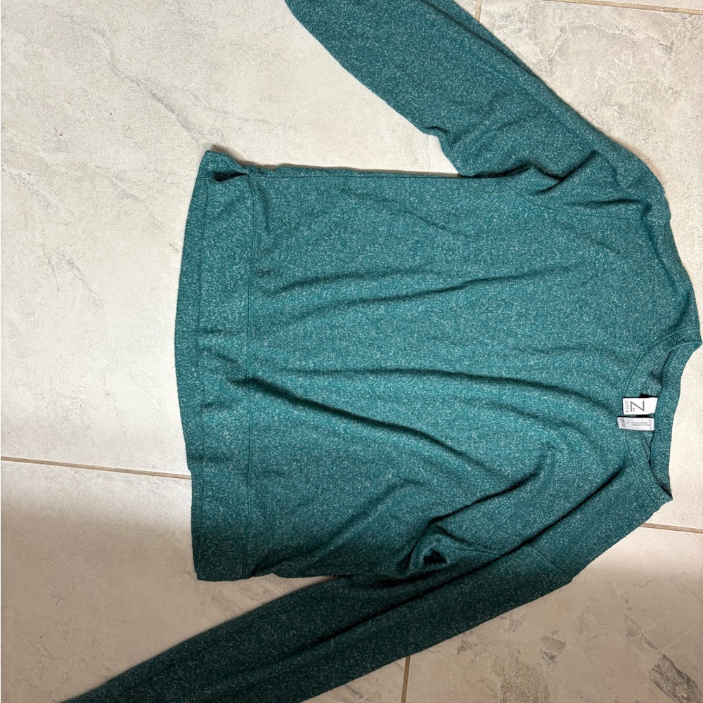 Green Long Sleeve Top